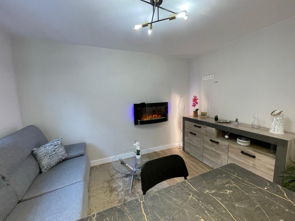 WhatsApp Image 2026-04-18 at 12.00.14 (1)