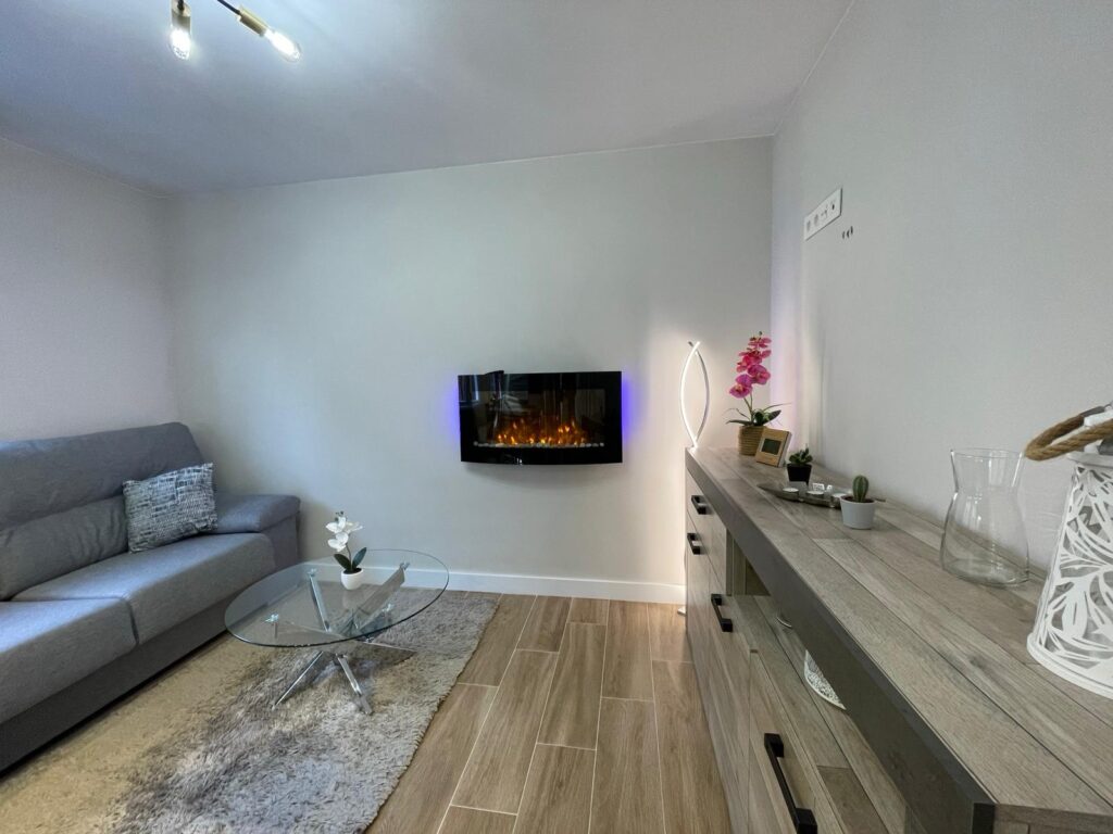 WhatsApp Image 2026-04-18 at 12.00.15