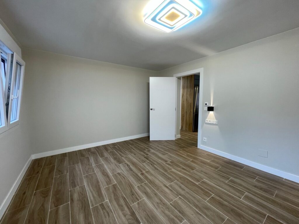 WhatsApp Image 2026-04-18 at 12.00.15 (9)