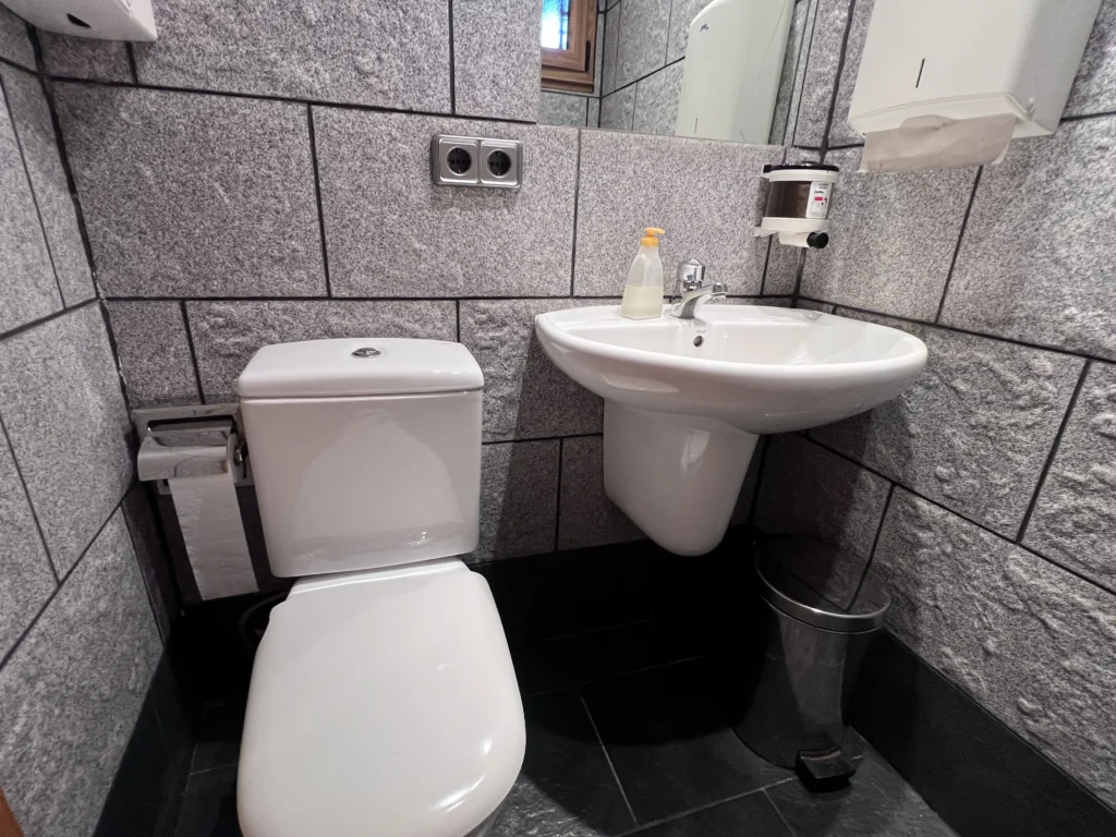 CANTINA-BAÑO