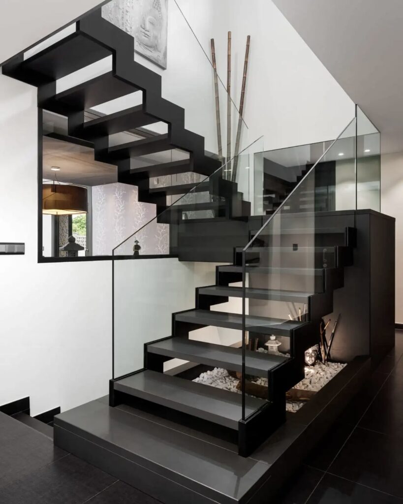 13-DETALLE ESCALERA DENTRO CASA