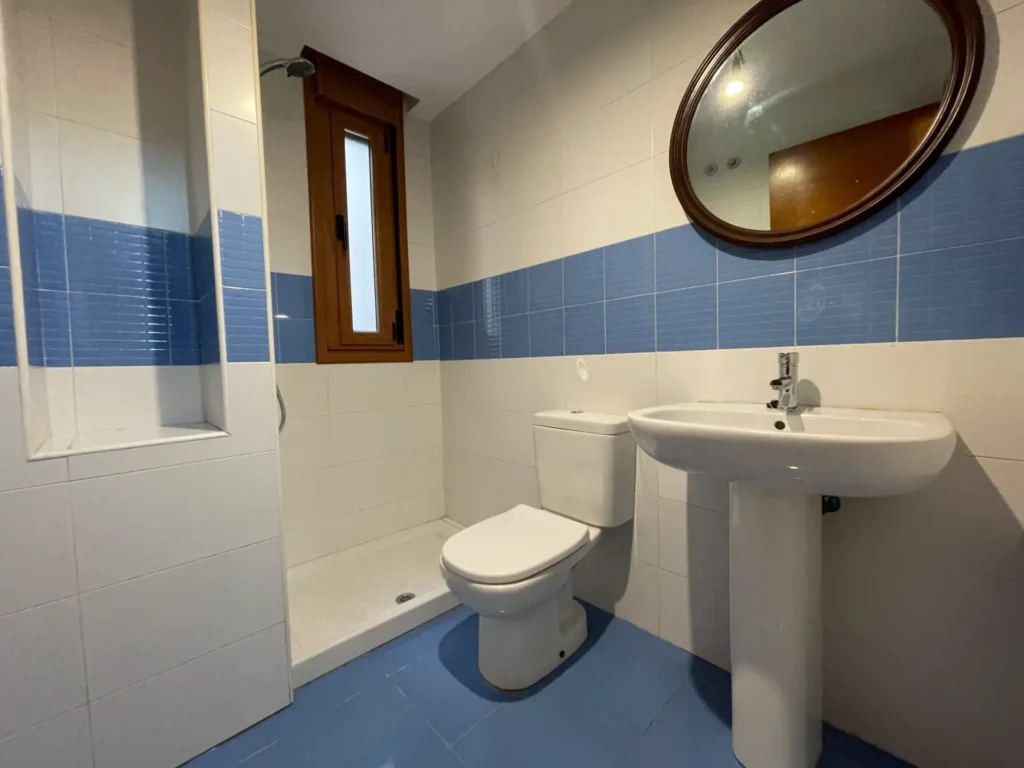 BAÑO1