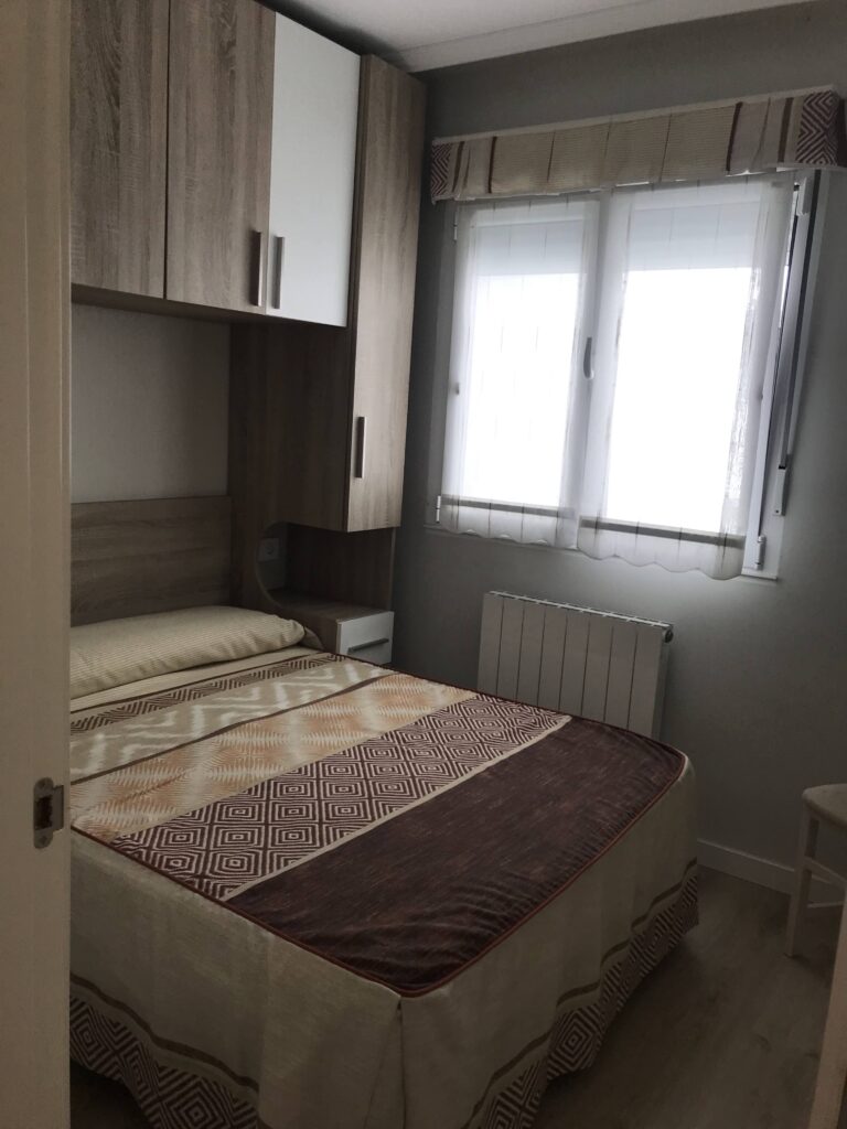 60 HABITACIÓN CAMA 1,35